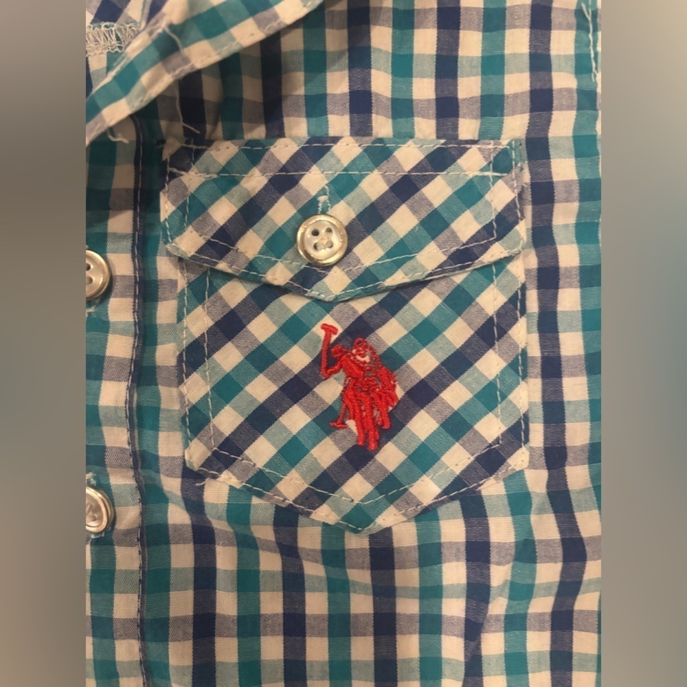 U.S Polo Assn. Size 5 Short Sleeve Button Down Shirt - Blue and Green - Picture 3 of 6